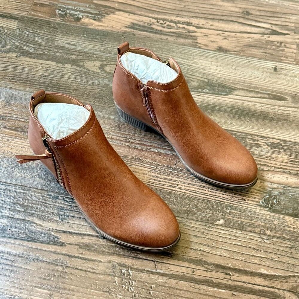 London Fog Brown Vegan Leather Tina Ankle Bootie Size 7 New